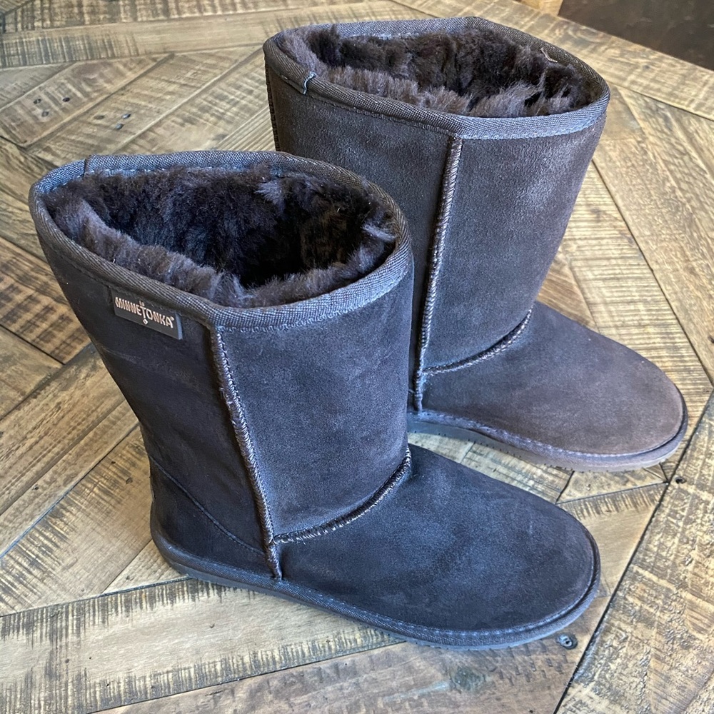 Minnietonka boots